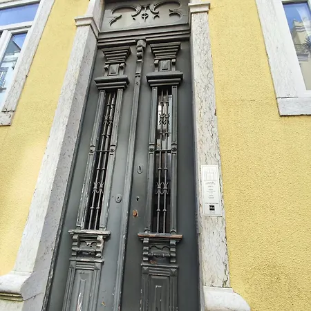 Apartment T1 Balcony W River Views, R Cardiff, Lisbon