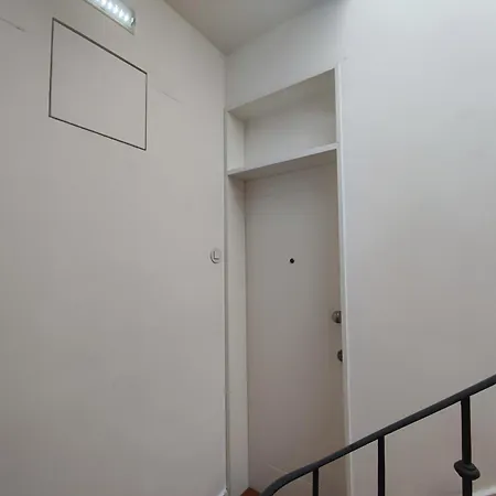 T1 Balcony W River Views, R Cardiff, Apartment Lisbon