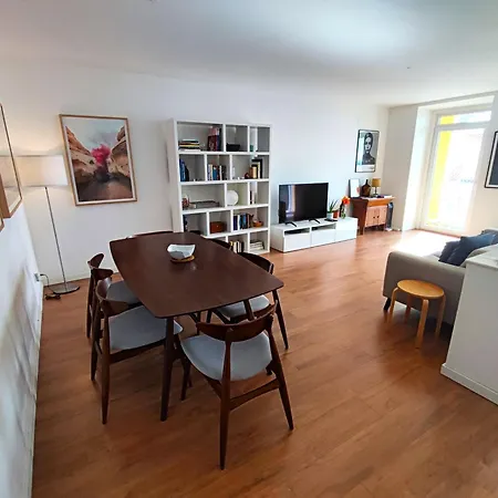 T1 Balcony W River Views, R Cardiff, * Lisbon